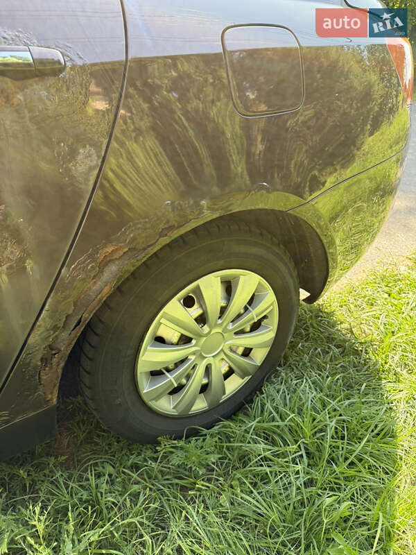 Седан Geely Emgrand 7 (EC7) 2011 в Києві