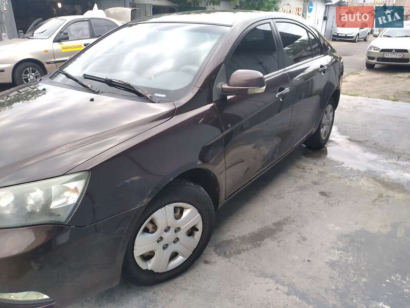 Седан Geely Emgrand 7 (EC7) 2013 в Киеве