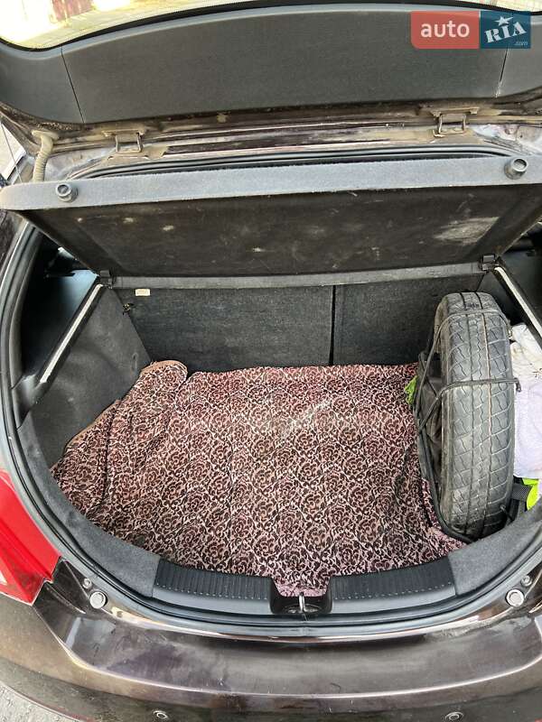 Хетчбек Geely Emgrand 7 (EC7) 2013 в Кривому Розі