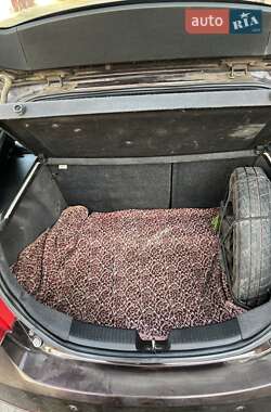 Хетчбек Geely Emgrand 7 (EC7) 2013 в 