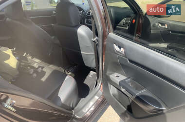 Седан Geely Emgrand 7 (EC7) 2012 в 