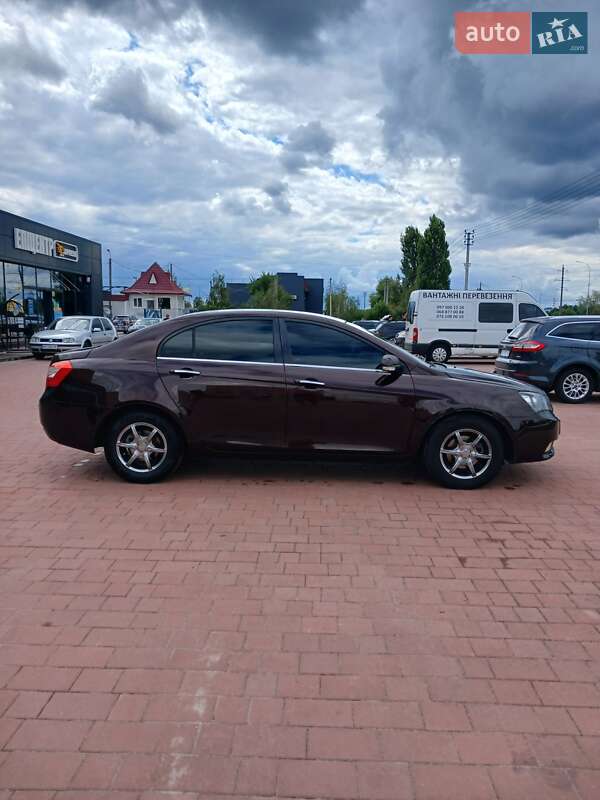 Седан Geely Emgrand 7 (EC7) 2014 в Нетешине