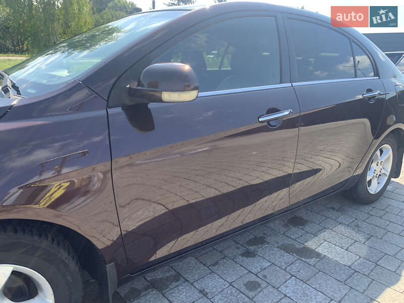 Седан Geely Emgrand 7 (EC7) 2012 в Житомире