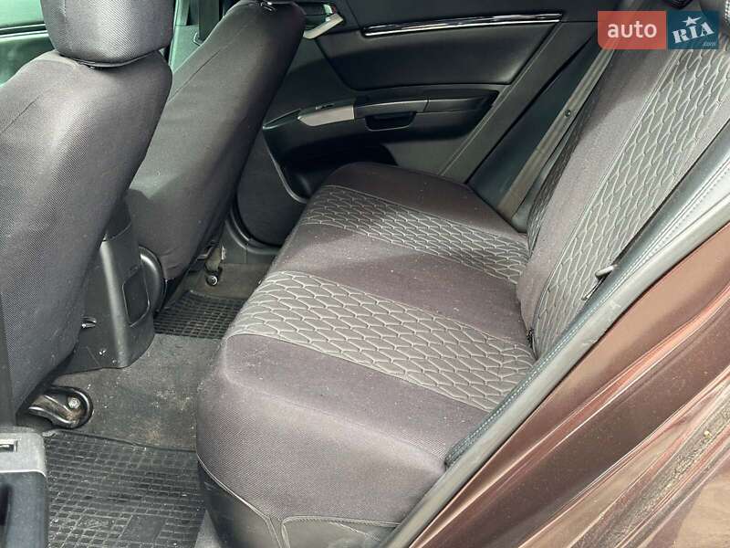 Седан Geely Emgrand 7 (EC7) 2012 в Виннице