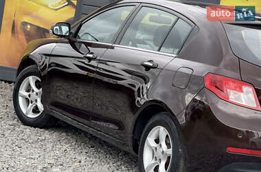 Хэтчбек Geely Emgrand 7 (EC7) 2013 в 