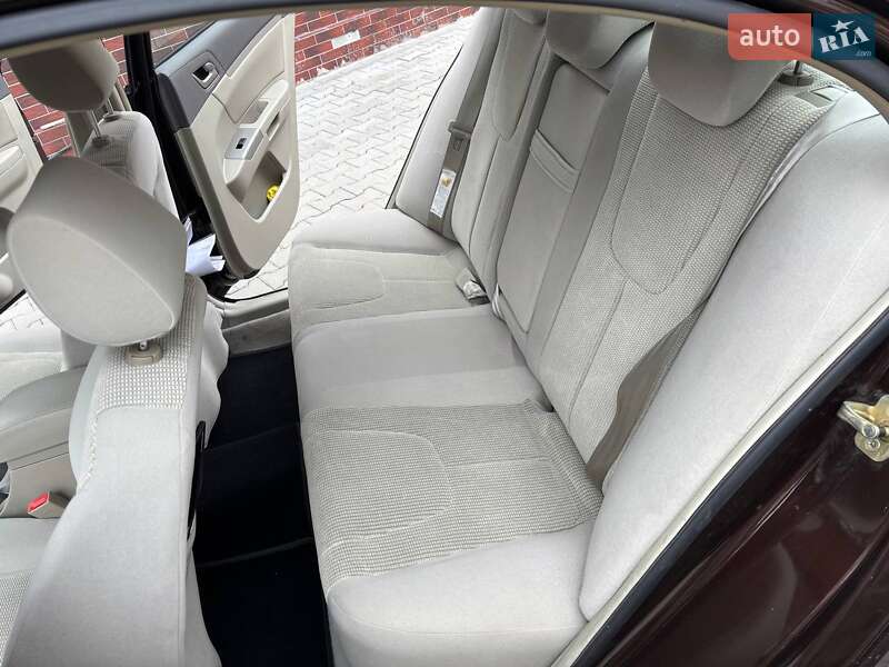 Седан Geely Emgrand 7 (EC7) 2011 в Киеве