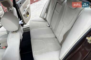 Седан Geely Emgrand 7 (EC7) 2011 в 