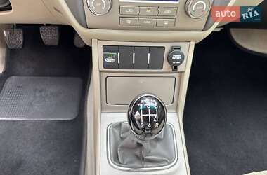 Седан Geely Emgrand 7 (EC7) 2011 в 