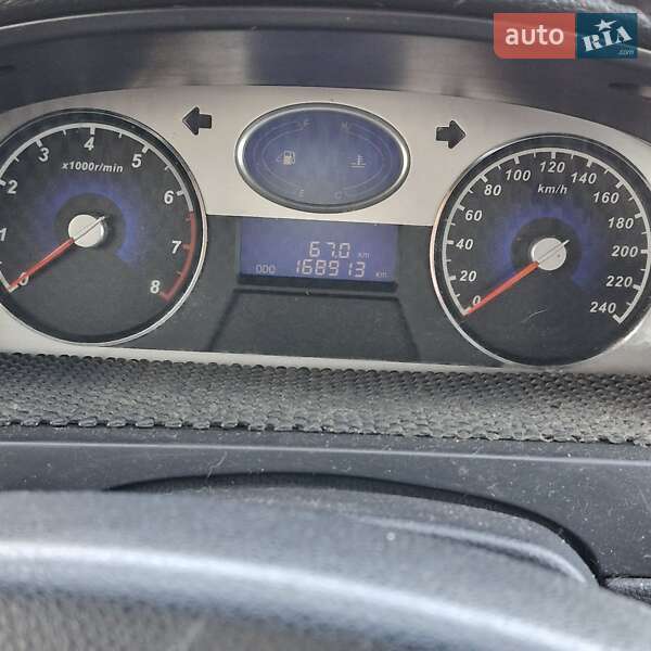 Хетчбек Geely Emgrand 7 (EC7) 2013 в Івано-Франківську