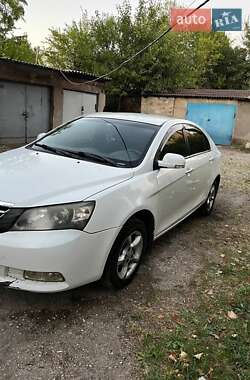 Седан Geely Emgrand 7 (EC7) 2013 в Кривом Роге