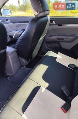 Седан Geely Emgrand 7 (EC7) 2013 в 