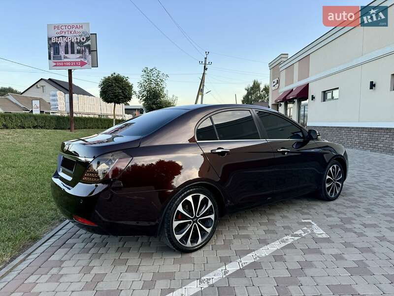 Седан Geely Emgrand 7 (EC7) 2013 в Чернівцях