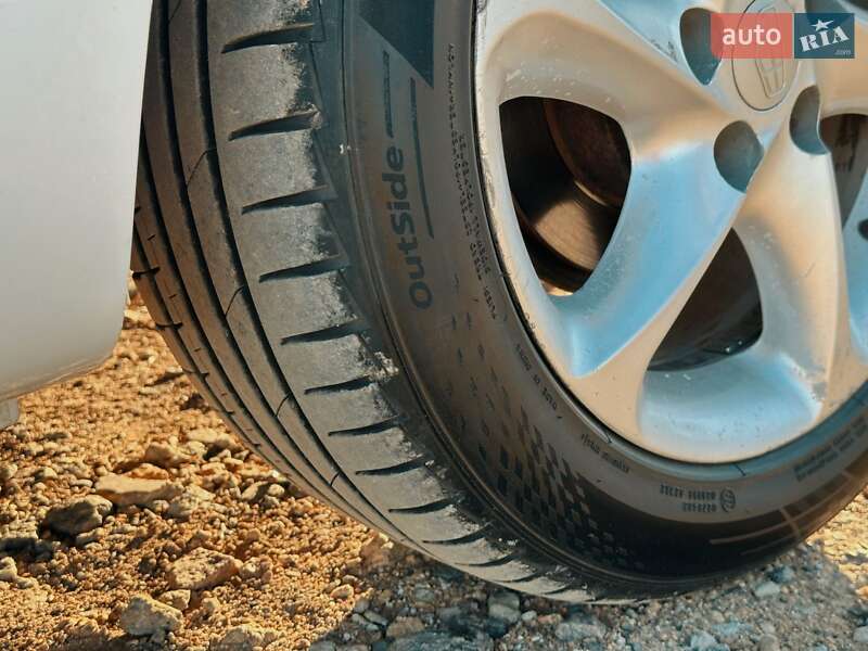 Хетчбек Geely Emgrand 7 (EC7) 2014 в Одесі