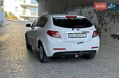 Хэтчбек Geely Emgrand 7 (EC7) 2014 в 