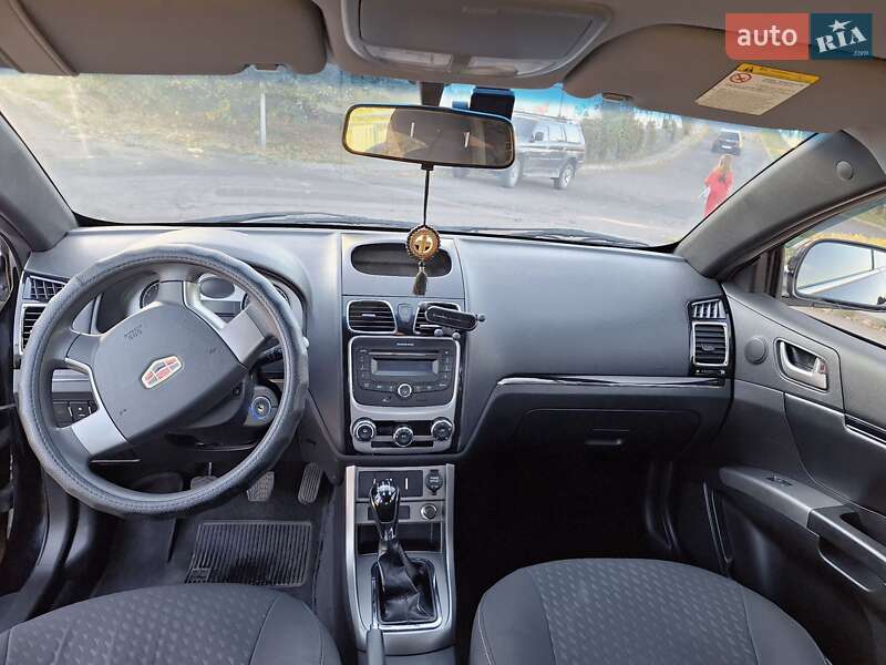 Седан Geely Emgrand 7 (EC7) 2014 в Черкасах