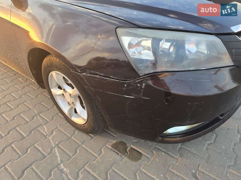Седан Geely Emgrand 7 (EC7) 2014 в Дніпрі