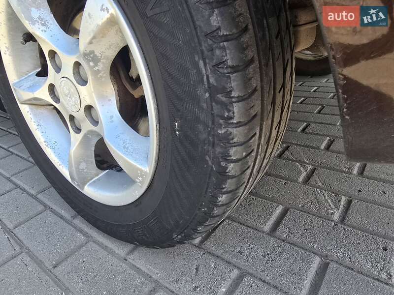 Седан Geely Emgrand 7 (EC7) 2014 в Дніпрі