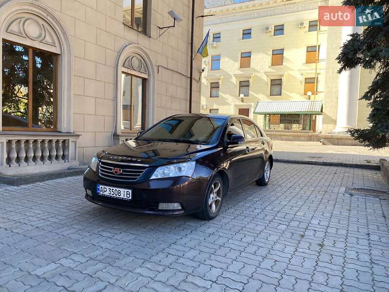 Седан Geely Emgrand 7 (EC7) 2012 в 