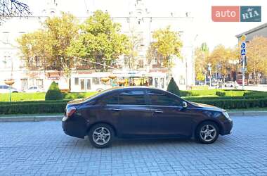 Седан Geely Emgrand 7 (EC7) 2012 в 