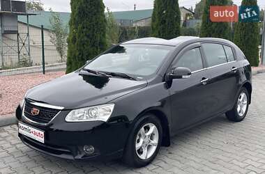 Хетчбек Geely Emgrand 7 (EC7) 2013 в 