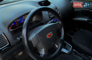 Седан Geely Emgrand 7 (EC7) 2013 в  фото 11 Седан Geely Emgrand 7 (EC7) 2013 в