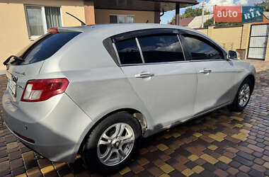 Хетчбек Geely Emgrand 7 (EC7) 2013 в 