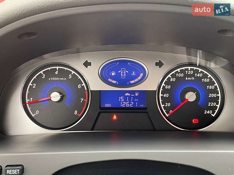Седан Geely Emgrand 7 (EC7) 2012 в Києві