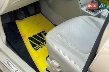 Седан Geely Emgrand 7 (EC7) 2012 в 