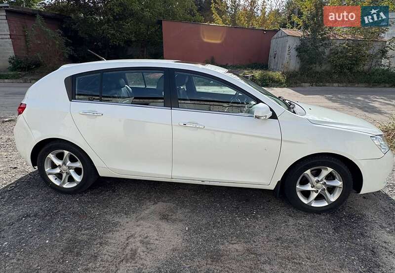 Хетчбек Geely Emgrand 7 (EC7) 2013 в Харкові
