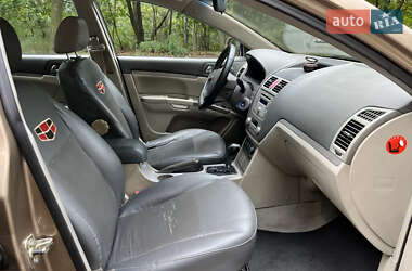 Седан Geely Emgrand 7 (EC7) 2012 в 