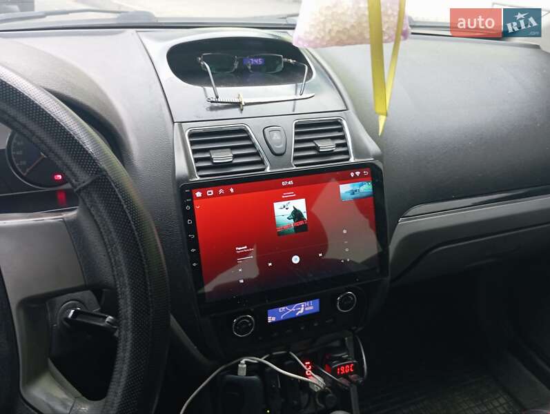 Седан Geely Emgrand 7 (EC7) 2013 в Днепре