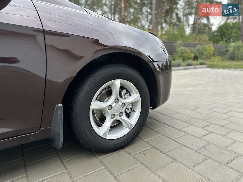 Хетчбек Geely Emgrand 7 (EC7) 2014 в Черкасах фото 17 Хетчбек Geely Emgrand 7 (EC7) 2014 в Черкасах