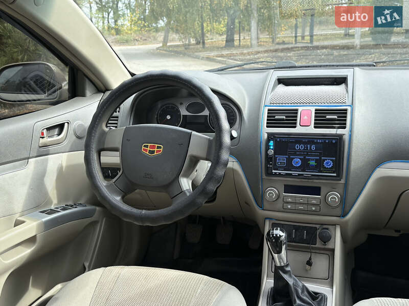 Седан Geely Emgrand 7 (EC7) 2011 в Кривому Розі