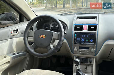 Седан Geely Emgrand 7 (EC7) 2011 в  фото 12 Седан Geely Emgrand 7 (EC7) 2011 в
