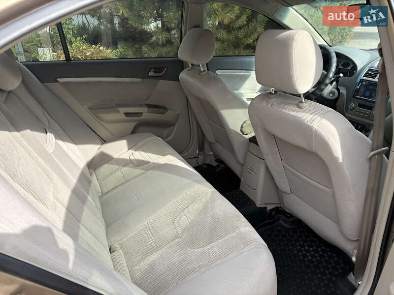 Седан Geely Emgrand 7 (EC7) 2011 в Кривому Розі
