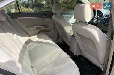 Седан Geely Emgrand 7 (EC7) 2011 в  фото 15 Седан Geely Emgrand 7 (EC7) 2011 в