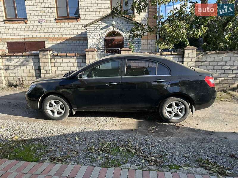 Хэтчбек Geely Emgrand 7 (EC7) 2014 в Казатине фото 5 Хэтчбек Geely Emgrand 7 (EC7) 2014 в Казатине