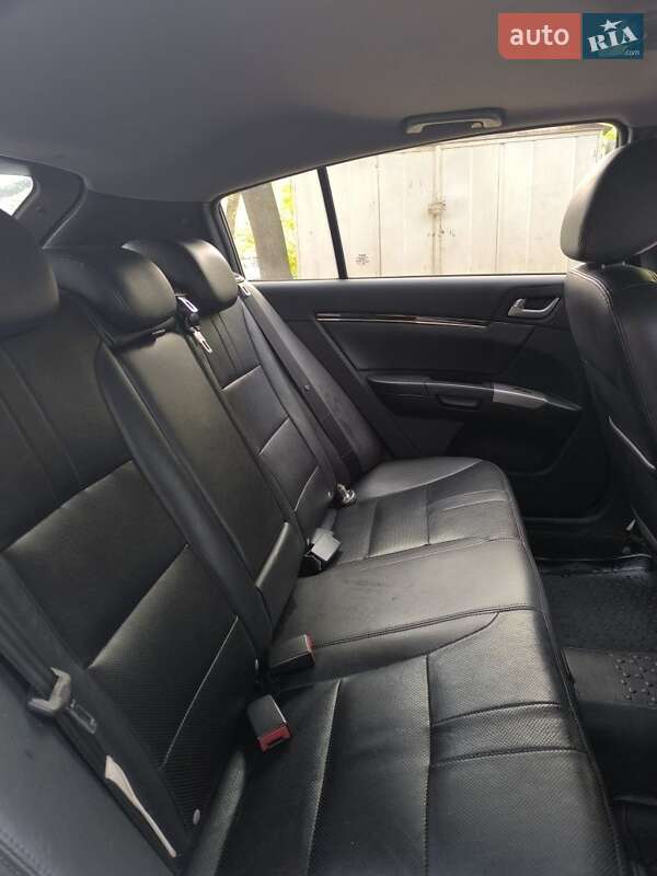 Хэтчбек Geely Emgrand 7 (EC7) 2014 в Киеве
