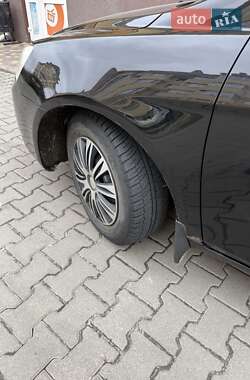 Седан Geely Emgrand 7 (EC7) 2012 в 