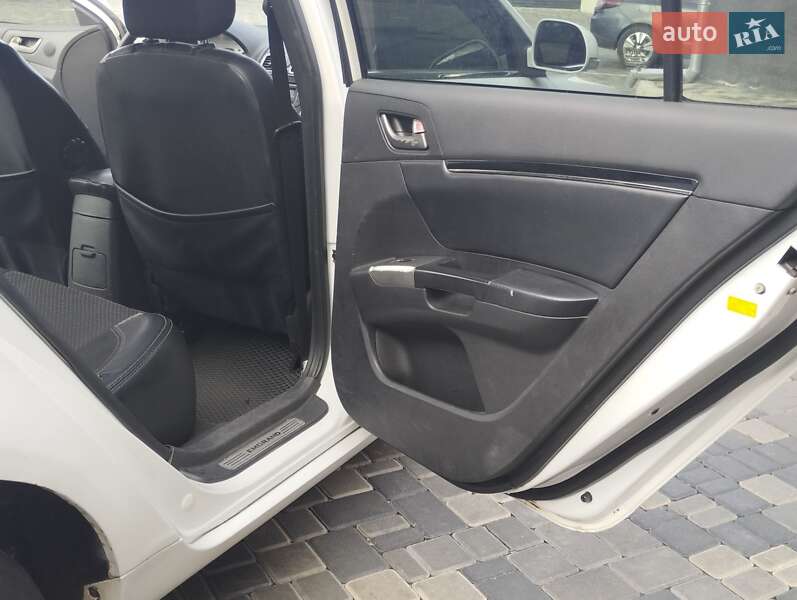 Седан Geely Emgrand 7 (EC7) 2012 в Миколаєві фото 17 Седан Geely Emgrand 7 (EC7) 2012 в Миколаєві