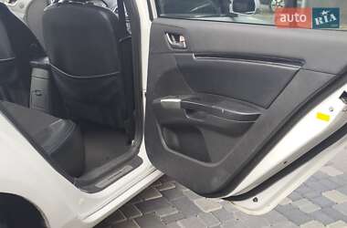 Седан Geely Emgrand 7 (EC7) 2012 в  фото 17 Седан Geely Emgrand 7 (EC7) 2012 в