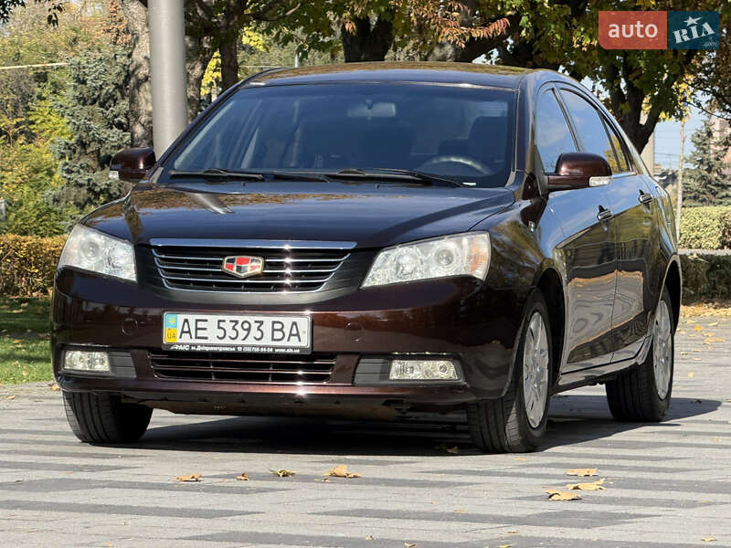Седан Geely Emgrand 7 (EC7) 2012 в Дніпрі