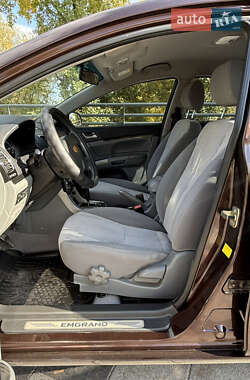Седан Geely Emgrand 7 (EC7) 2012 в 