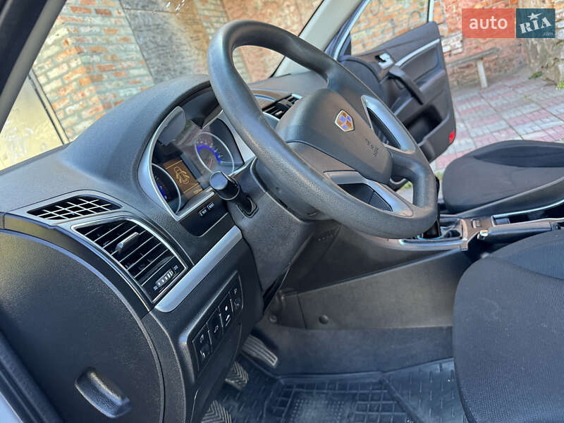 Седан Geely Emgrand 7 (EC7) 2018 в Умані