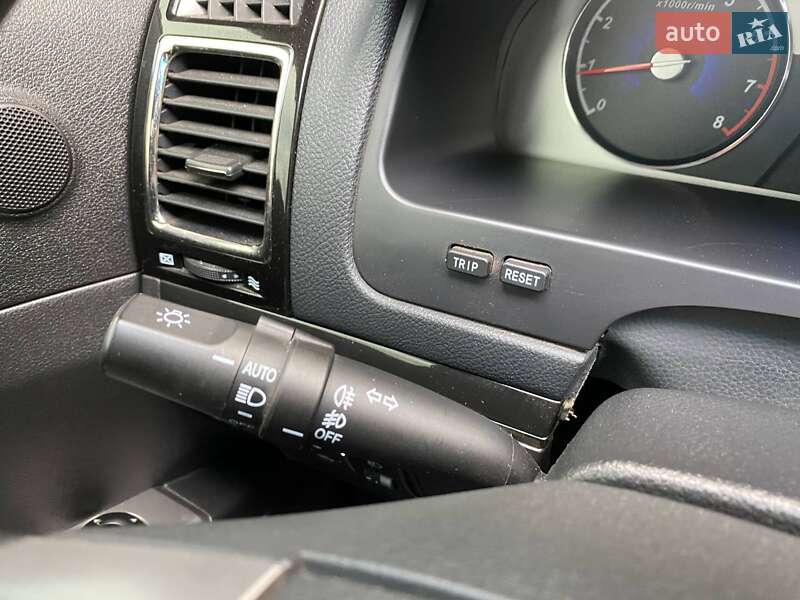 Хэтчбек Geely Emgrand 7 (EC7) 2014 в Хмельницком фото 20 Хэтчбек Geely Emgrand 7 (EC7) 2014 в Хмельницком