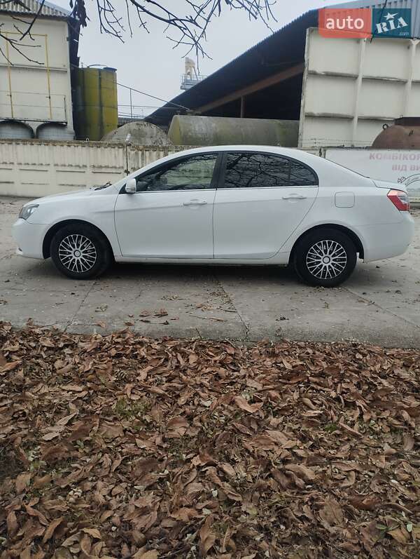Седан Geely Emgrand 7 (EC7) 2014 в Никополе фото 4 Седан Geely Emgrand 7 (EC7) 2014 в Никополе