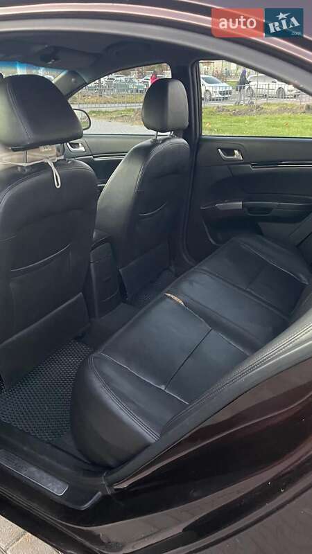 Седан Geely Emgrand 7 (EC7) 2013 в Львове