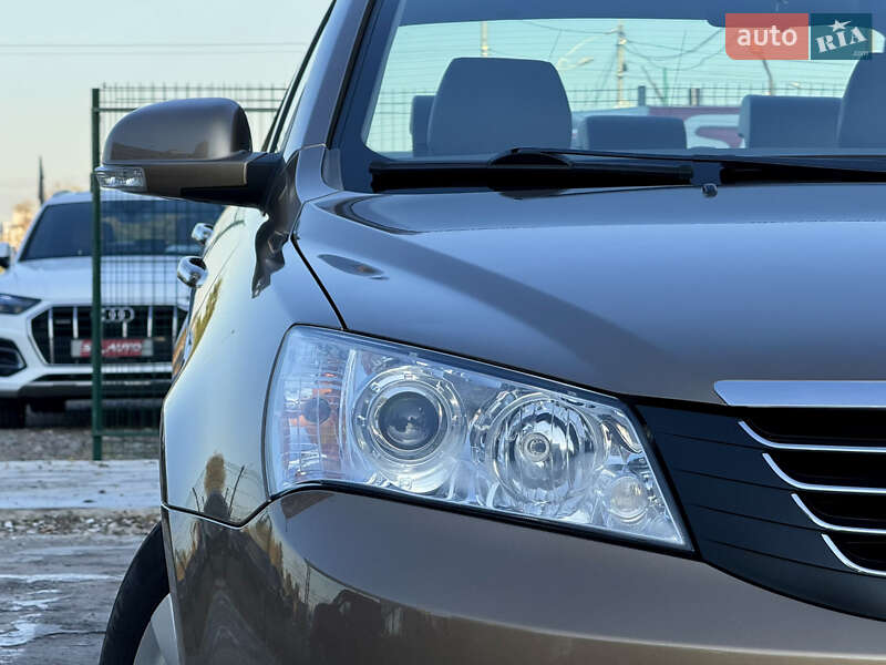 Седан Geely Emgrand 7 (EC7) 2012 в Киеве