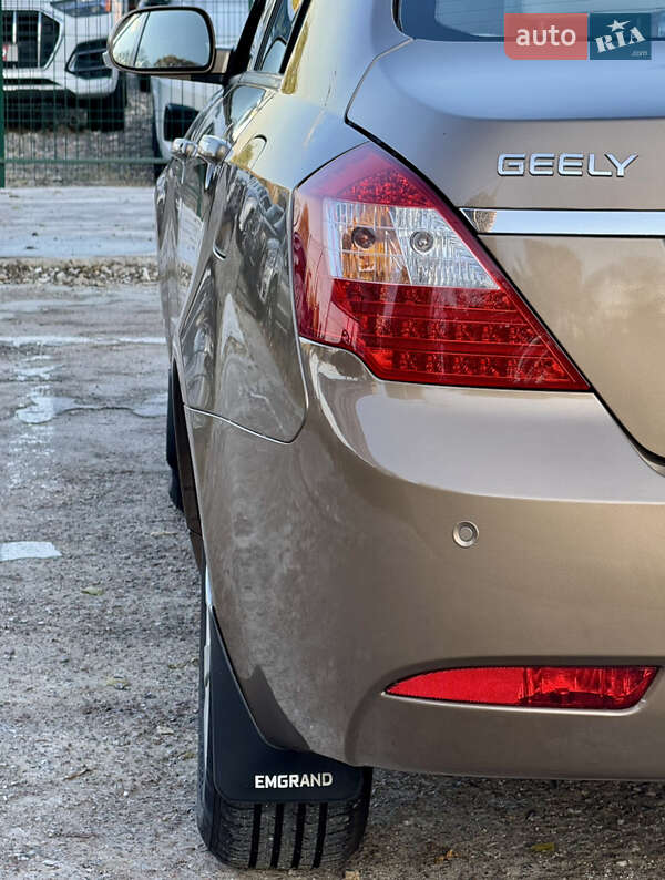 Седан Geely Emgrand 7 (EC7) 2012 в Киеве