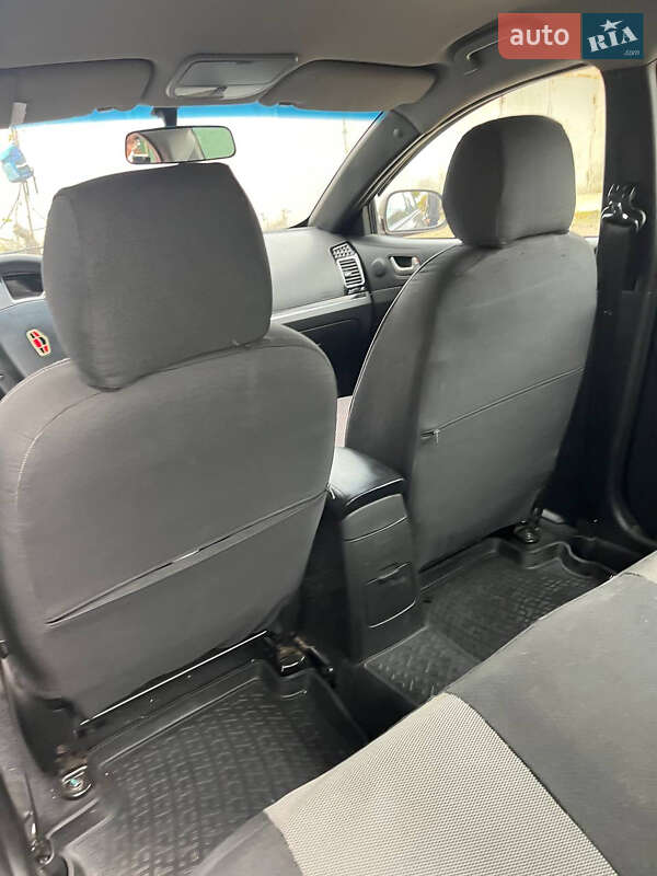 Седан Geely Emgrand 7 (EC7) 2013 в Южном фото 6 Седан Geely Emgrand 7 (EC7) 2013 в Южном